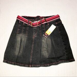 Gazoz Y2K pleated and belted skirt